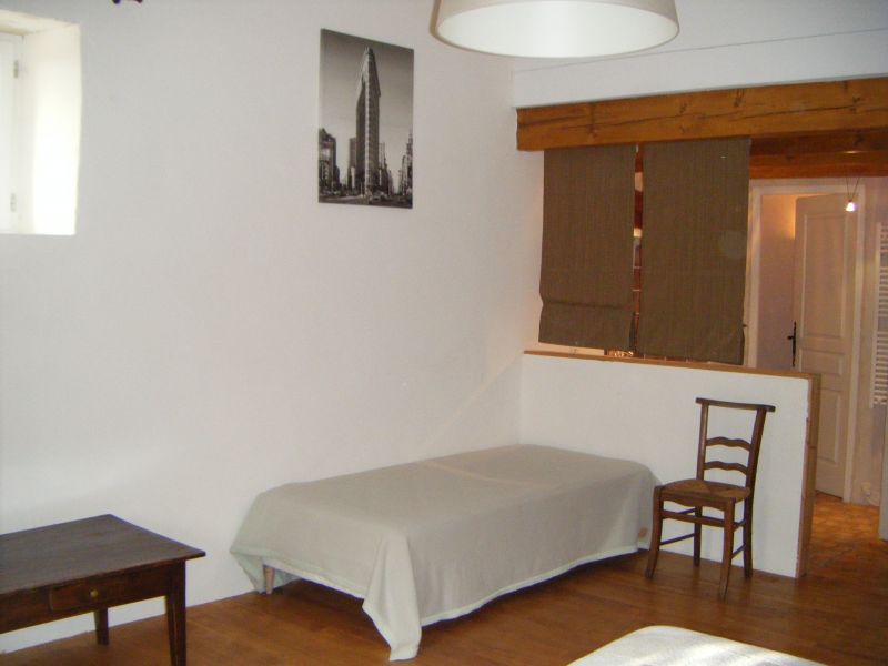 Chambre blanche, 2/3 personnes Chambre blanche